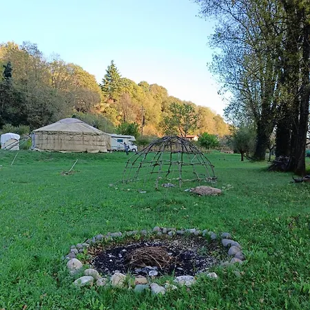 ラグジュアリーテント Yurta Aldila Della Luna Quero